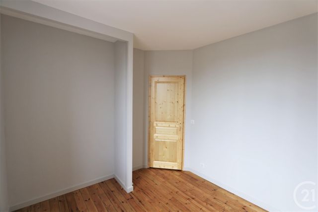 Maison &agrave; louer - 5 pi&egrave;ces - 82,39 m2 - Houlgate - 14 - BASSE-NORMANDIE