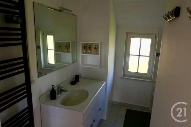 Maison &agrave; louer - 3 pi&egrave;ces - 84,09 m2 - Douville En Auge - 14 - BASSE-NORMANDIE