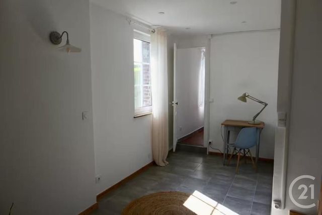 Maison &agrave; louer - 3 pi&egrave;ces - 84,09 m2 - Douville En Auge - 14 - BASSE-NORMANDIE