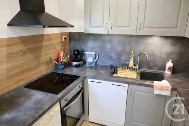 Maison &agrave; louer - 3 pi&egrave;ces - 84,09 m2 - Douville En Auge - 14 - BASSE-NORMANDIE