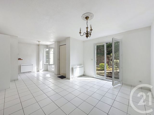 Appartement &agrave; louer - 3 pi&egrave;ces - 50 m2 - Cabourg - 14 - BASSE-NORMANDIE