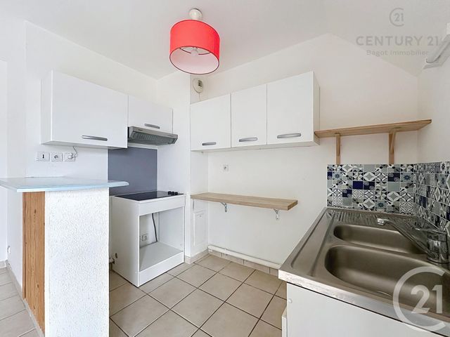 Appartement F2 &agrave; louer - 2 pi&egrave;ces - 37 m2 - Houlgate - 14 - BASSE-NORMANDIE