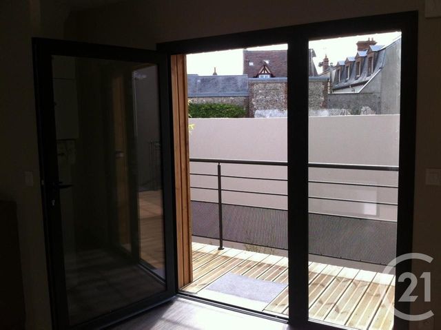 Appartement F2 &agrave; louer - 2 pi&egrave;ces - 32,52 m2 - Houlgate - 14 - BASSE-NORMANDIE