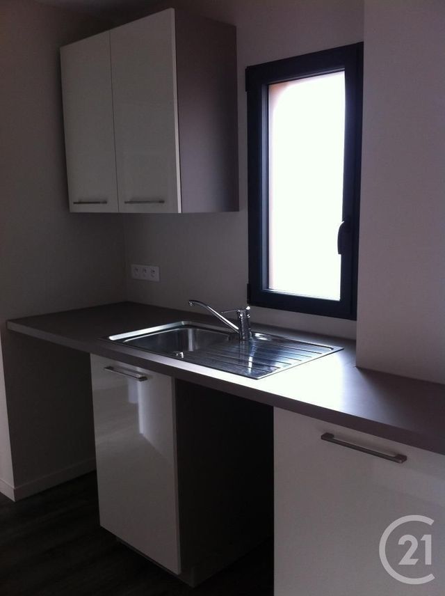Appartement F2 &agrave; louer - 2 pi&egrave;ces - 32,52 m2 - Houlgate - 14 - BASSE-NORMANDIE