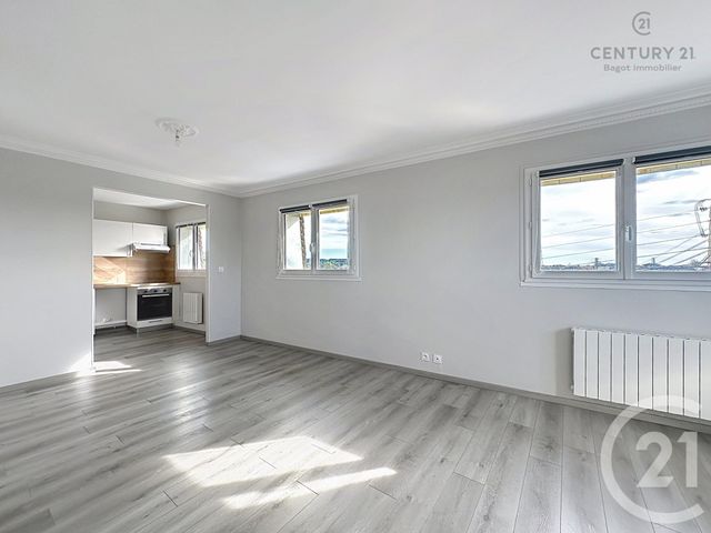 Appartement F4 &agrave; louer - 4 pi&egrave;ces - 90,58 m2 - Dives Sur Mer - 14 - BASSE-NORMANDIE