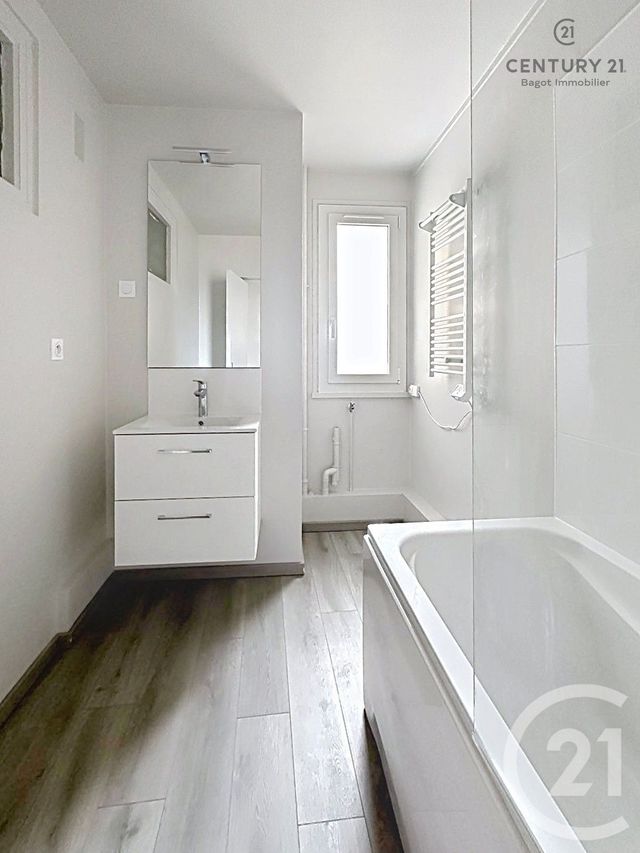 Appartement F4 &agrave; louer - 4 pi&egrave;ces - 90,58 m2 - Dives Sur Mer - 14 - BASSE-NORMANDIE