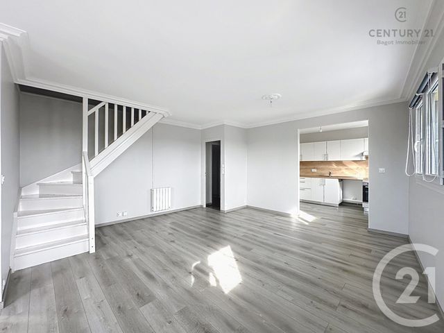 Appartement F4 &agrave; louer - 4 pi&egrave;ces - 90,58 m2 - Dives Sur Mer - 14 - BASSE-NORMANDIE