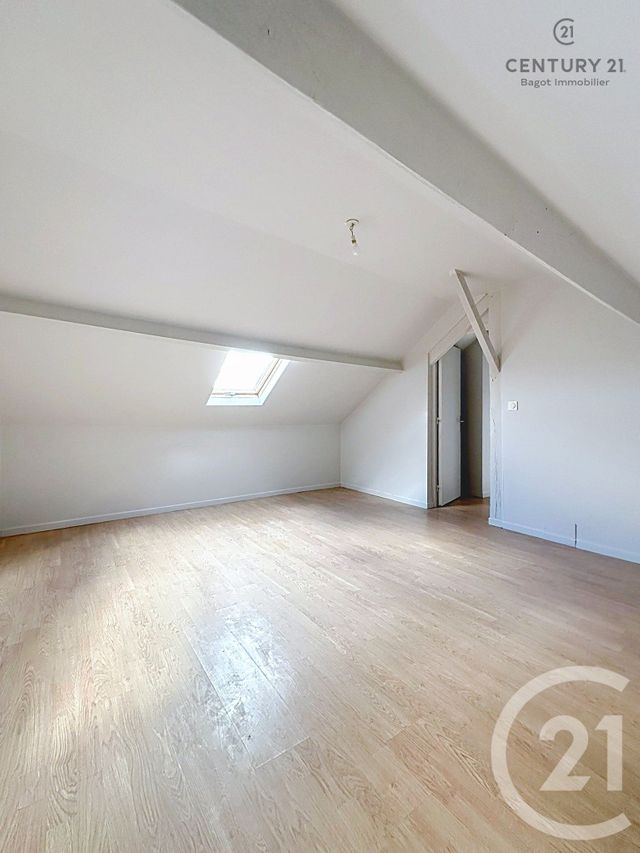 Appartement F4 &agrave; louer - 4 pi&egrave;ces - 90,58 m2 - Dives Sur Mer - 14 - BASSE-NORMANDIE