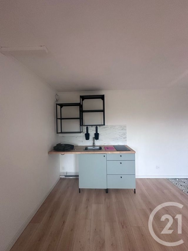 Appartement Studio &agrave; louer - 1 pi&egrave;ce - 24 m2 - Varaville - 14 - BASSE-NORMANDIE