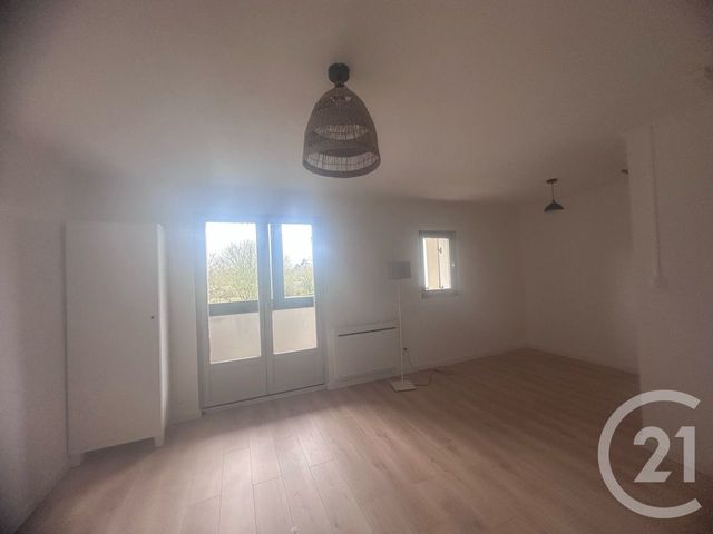 Appartement Studio &agrave; louer - 1 pi&egrave;ce - 24 m2 - Varaville - 14 - BASSE-NORMANDIE