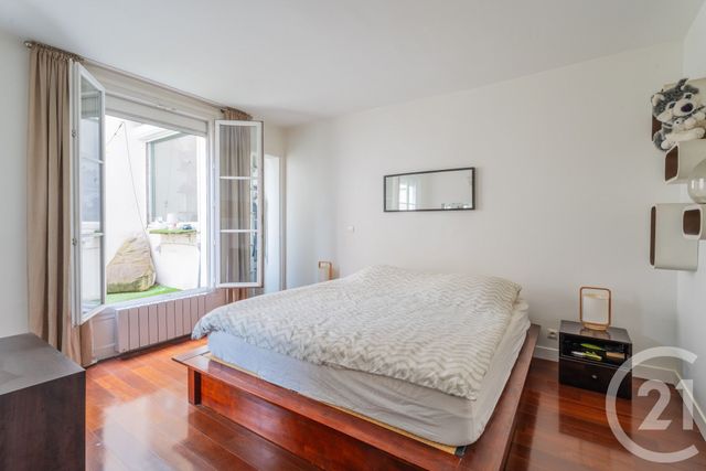 Appartement F2 bis à vendre - 2 pièces - 62,15 m2 - Paris - 75011 - ILE-DE-FRANCE
