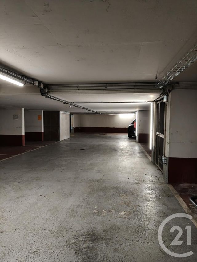 parking - PARIS - 75011