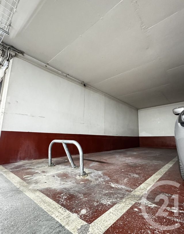 parking - PARIS - 75011