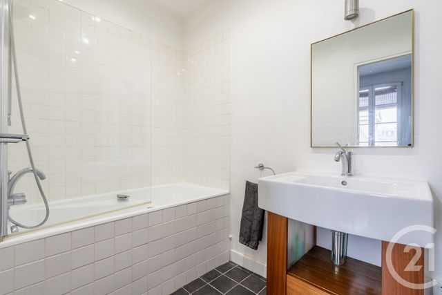 Appartement F3 &agrave; vendre - 3 pi&egrave;ces - 48 m2 - Paris - 75011 - ILE-DE-FRANCE