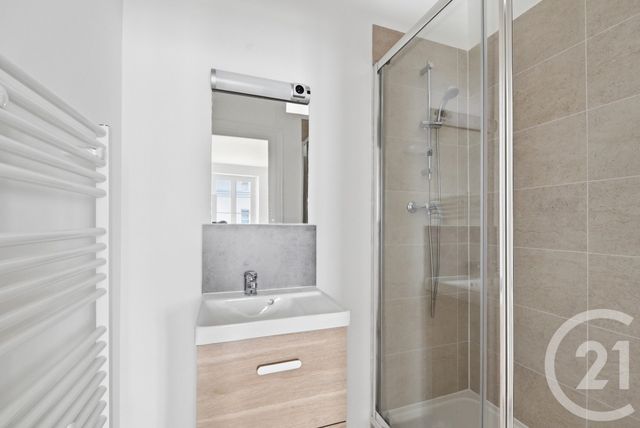 Appartement F2 &agrave; vendre - 2 pi&egrave;ces - 44 m2 - Paris - 75011 - ILE-DE-FRANCE