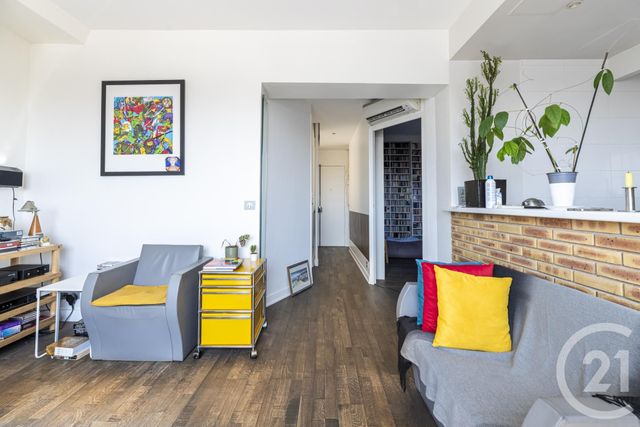 Appartement Duplex &agrave; vendre - 3 pi&egrave;ces - 60,77 m2 - Paris - 75011 - ILE-DE-FRANCE