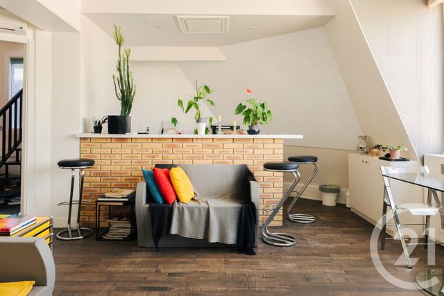 Appartement Duplex &agrave; vendre - 3 pi&egrave;ces - 60,77 m2 - Paris - 75011 - ILE-DE-FRANCE