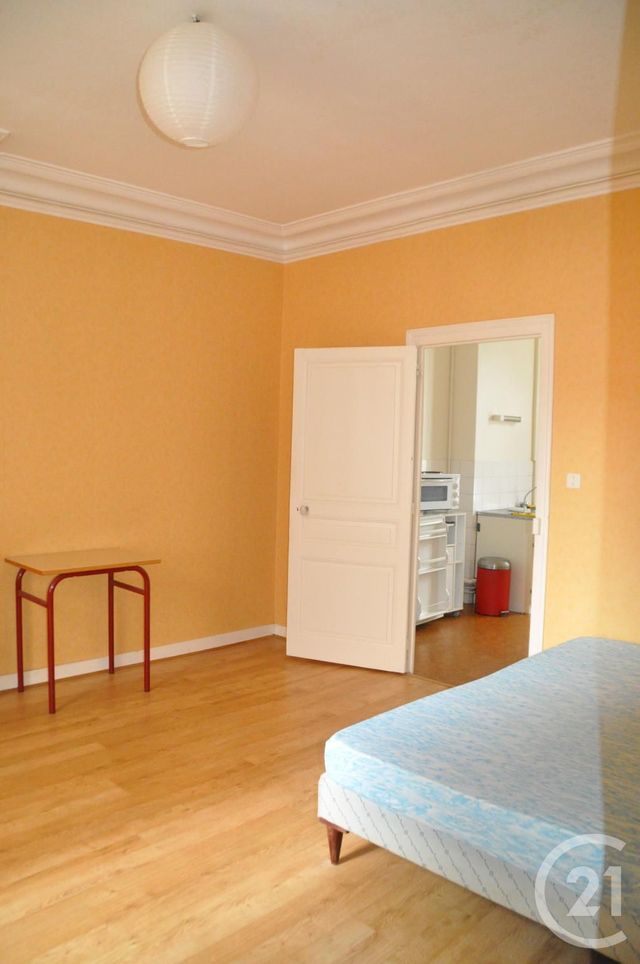 Appartement à louer - 2 pièces - 32 m2 - Limoges - 87 - LIMOUSIN