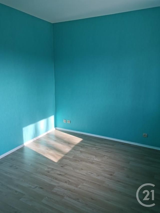 Appartement F2 &agrave; louer - 2 pi&egrave;ces - 49,45 m2 - Villers Les Nancy - 54 - LORRAINE