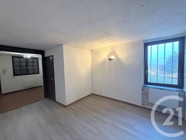 Appartement F1 à vendre - 1 pièce - 28,39 m2 - Vandoeuvre Les Nancy - 54 - LORRAINE