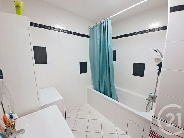 Appartement F4 &agrave; vendre - 4 pi&egrave;ces - 86,47 m2 - St Max - 54 - LORRAINE