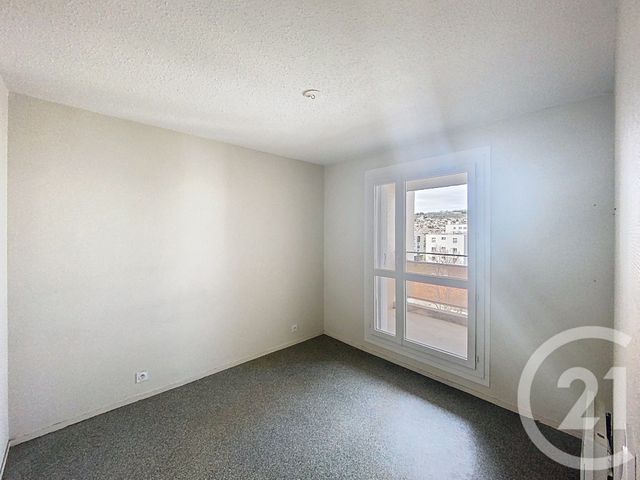 Appartement F4 &agrave; louer - 4 pi&egrave;ces - 85,70 m2 - Cournon D Auvergne - 63 - AUVERGNE