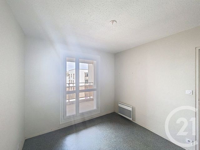 Appartement F4 &agrave; louer - 4 pi&egrave;ces - 85,70 m2 - Cournon D Auvergne - 63 - AUVERGNE