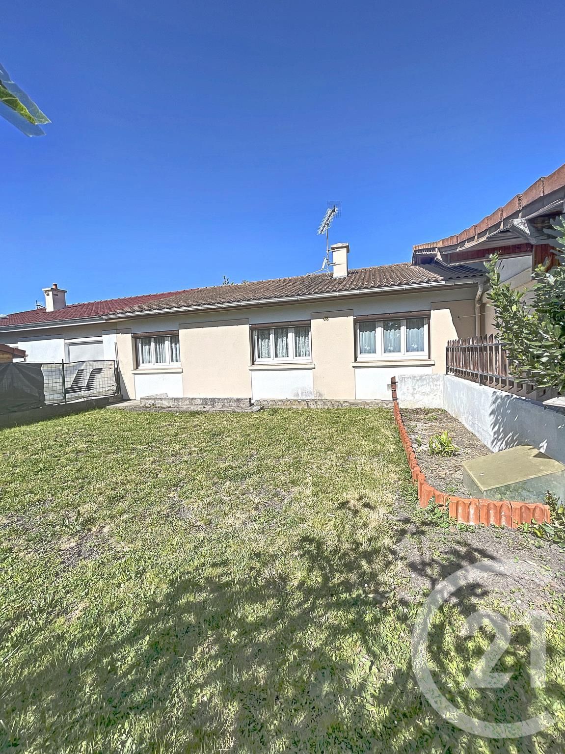 CENTURY 21, Immobilier achat, vente, location immobilière au Puyde