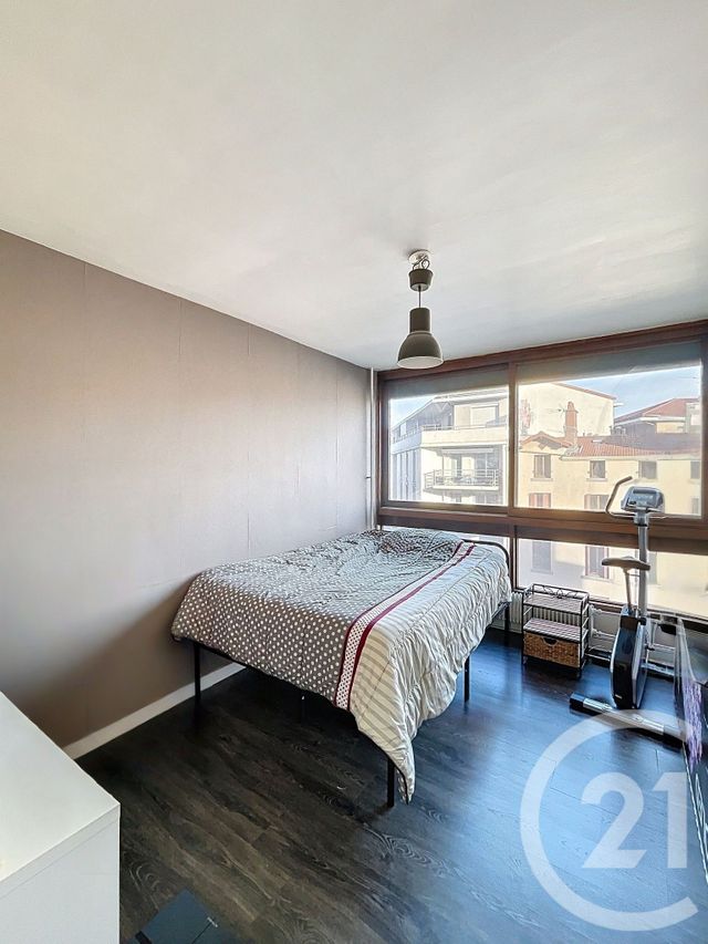 Appartement F4 à vendre - 4 pièces - 79,02 m2 - Clermont Ferrand - 63 - AUVERGNE