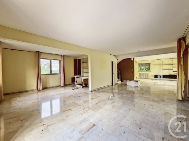 Maison à vendre - 5 pièces - 225 m2 - Royat - 63 - AUVERGNE