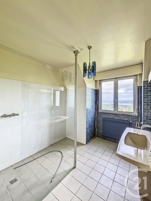 Maison à vendre - 5 pièces - 225 m2 - Royat - 63 - AUVERGNE