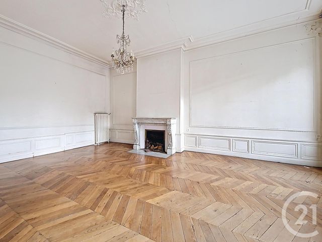 Appartement T7 &agrave; vendre - 7 pi&egrave;ces - 201,26 m2 - Clermont Ferrand - 63 - AUVERGNE