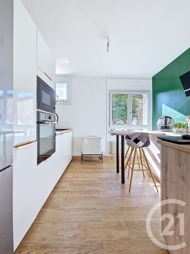 Appartement T5 &agrave; vendre - 5 pi&egrave;ces - 79,39 m2 - Chamalieres - 63 - AUVERGNE