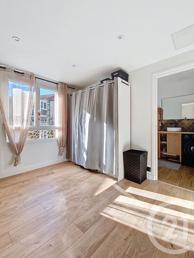 Appartement T5 &agrave; vendre - 5 pi&egrave;ces - 79,39 m2 - Chamalieres - 63 - AUVERGNE