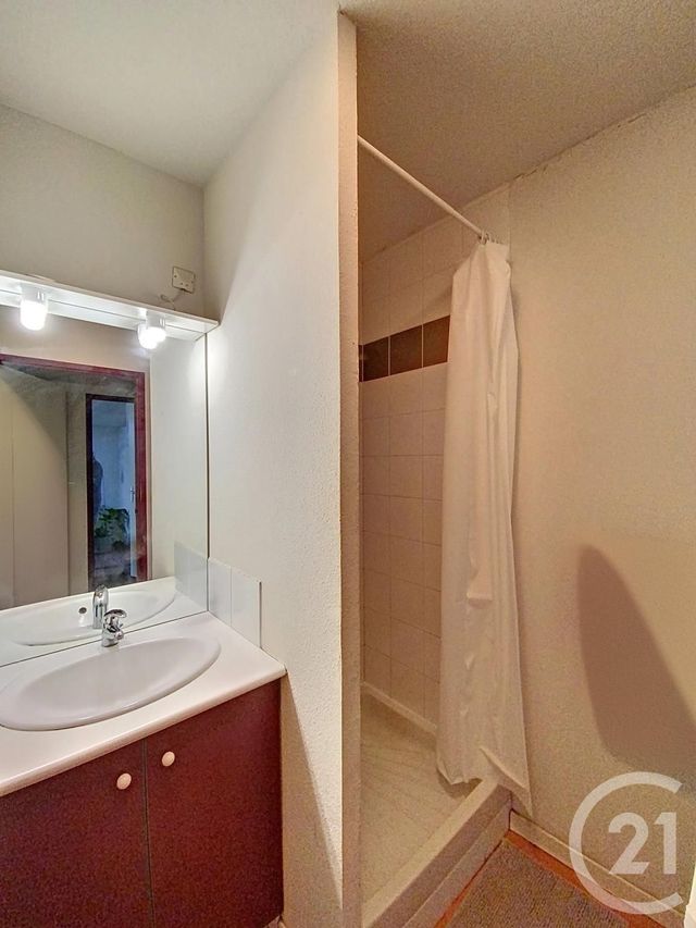 Appartement Studio à vendre - 1 pièce - 18,36 m2 - Clermont Ferrand - 63 - AUVERGNE