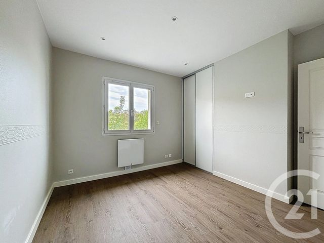 Appartement F4 à vendre - 4 pièces - 56,60 m2 - Clermont Ferrand - 63 - AUVERGNE