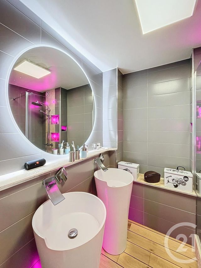 Appartement F5 &agrave; vendre - 5 pi&egrave;ces - 89,68 m2 - Clermont Ferrand - 63 - AUVERGNE