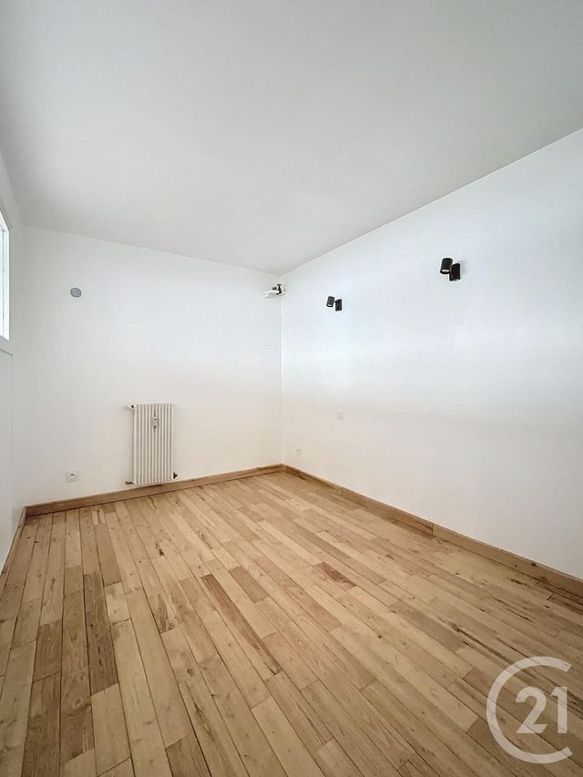 Appartement T2 à vendre - 2 pièces - 38,52 m2 - Chamalieres - 63 - AUVERGNE
