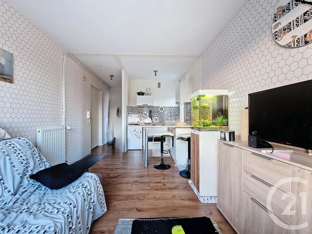 Appartement T1 à vendre - 1 pièce - 23,18 m2 - Clermont Ferrand - 63 - AUVERGNE