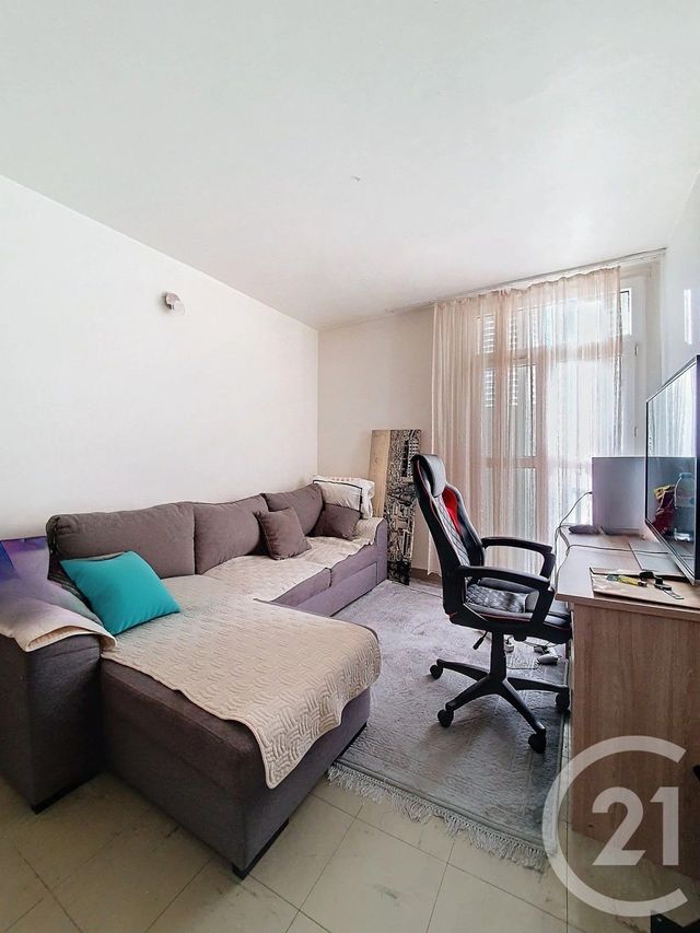 Appartement F4 à vendre - 4 pièces - 76 m2 - Clermont Ferrand - 63 - AUVERGNE