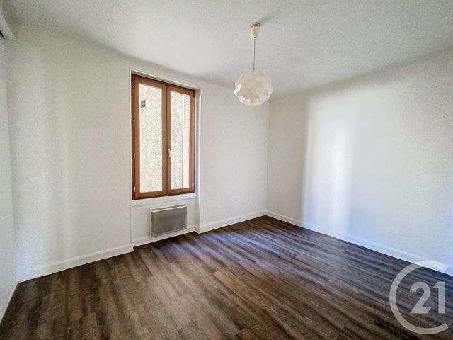 Appartement F3 à louer - 3 pièces - 77,08 m2 - Clermont Ferrand - 63 - AUVERGNE