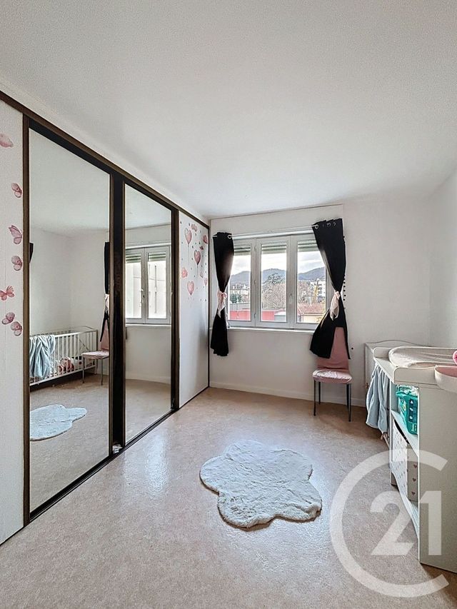 Appartement F3 à vendre - 3 pièces - 68 m2 - Beaumont - 63 - AUVERGNE