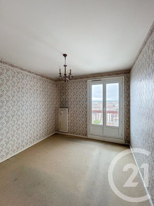 Appartement F5 à vendre - 5 pièces - 100,25 m2 - Clermont Ferrand - 63 - AUVERGNE