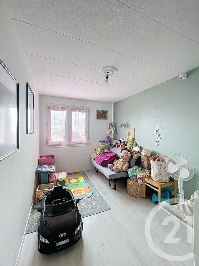 Appartement F3 à vendre - 3 pièces - 75,84 m2 - Clermont Ferrand - 63 - AUVERGNE