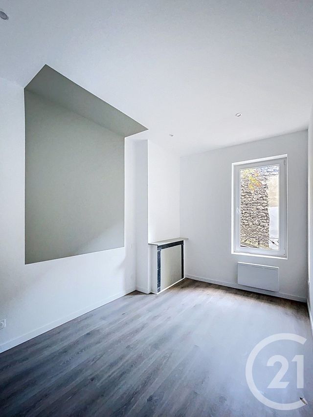 Appartement F5 à vendre - 5 pièces - 100,25 m2 - Clermont Ferrand - 63 - AUVERGNE