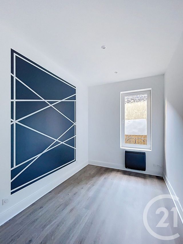 Appartement F5 à vendre - 5 pièces - 100,25 m2 - Clermont Ferrand - 63 - AUVERGNE