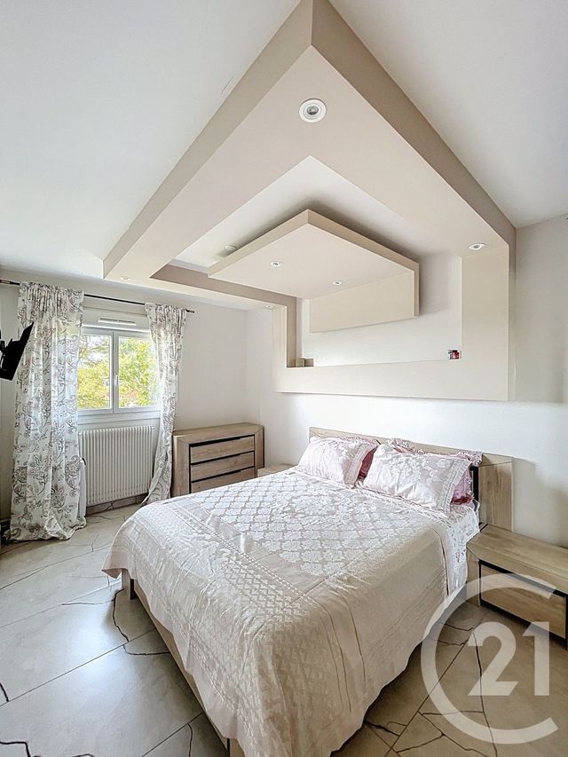 Appartement F5 à louer - 5 pièces - 88,86 m2 - Clermont Ferrand - 63 - AUVERGNE