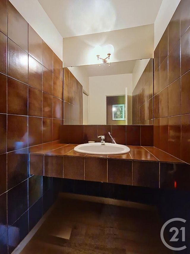 Maison à vendre - 8 pièces - 214 m2 - Clermont Ferrand - 63 - AUVERGNE