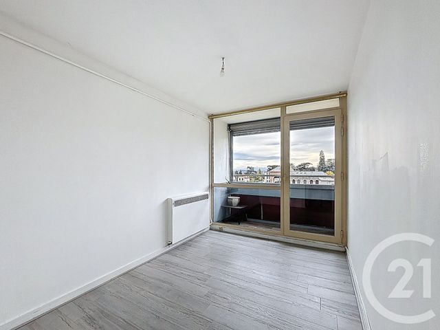 Appartement F3 à vendre - 3 pièces - 65,88 m2 - Chamalieres - 63 - AUVERGNE