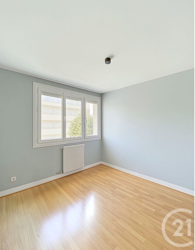 Appartement F4 &agrave; vendre - 4 pi&egrave;ces - 75,77 m2 - Clermont Ferrand - 63 - AUVERGNE
